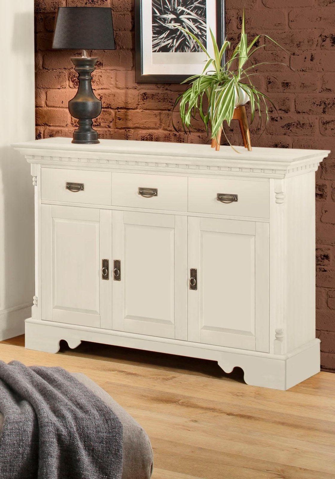 Home affaire Sideboard »Milan« Massivholz cremefarbend