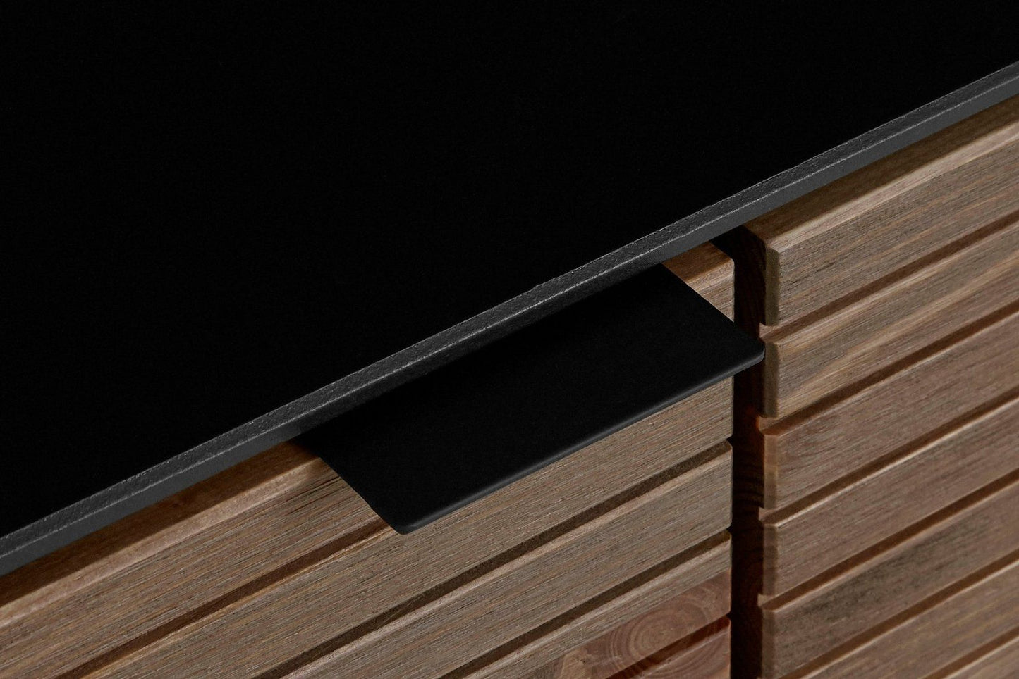 andas Lowboard SOMA, designed by Morten Georgsen, Massivholzfront