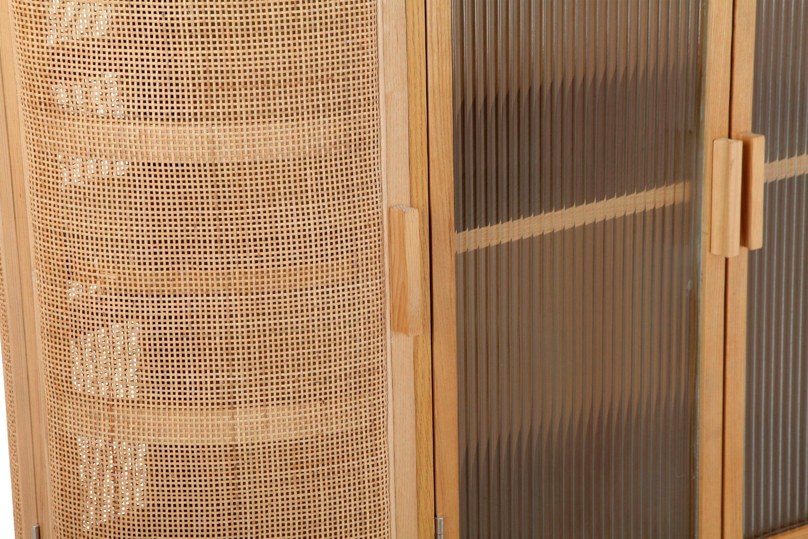 Sideboard Umrundung, Türen mit Rattan-Einsätzen und Glastüren aus Massivholz
